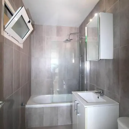 Apartment Flat Close To Old Town And Beach